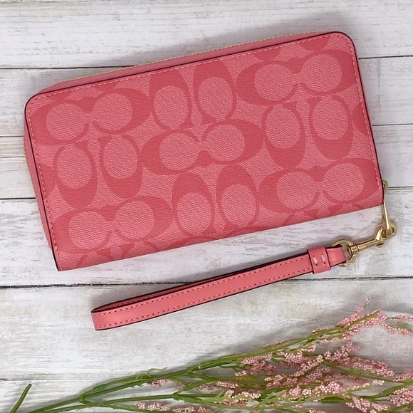 NEW Coach Long Zip Around Wallet in Signature Canvas in Gold/Pink Lemonade - Picture 3 of 6